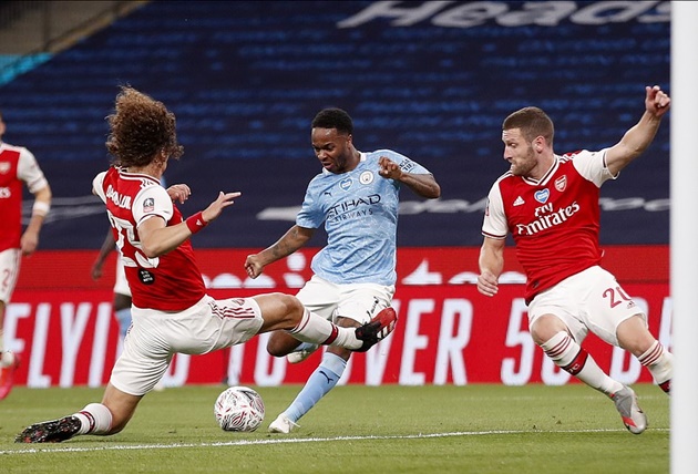 Càng về cuối trận, Man City càng bung sức nhưng các mũi nhọn tấn công của Pep Guardiola đều bất lực. Kết quả chung cuộc, Arsenal giành chiến thắng 2-0 và thẳng tiến đến chung kết FA Cup 2019/2020.