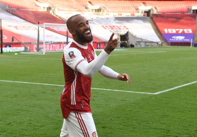 Ảnh bài viết Sa sút phong độ, Alexandre Lacazette sẽ được thành Madrid cứu rỗi?