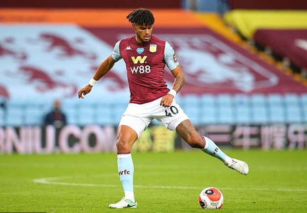 7. Tyrone Mings (Aston Villa). Mings là nhân tố then chốt nơi hệ thống phòng ngự của đoàn quân HLV Dean Smith. Thể hình cao lớn, tranh chấp mạnh mẽ là điểm nổi bật của ngôi sao 27 tuổi.