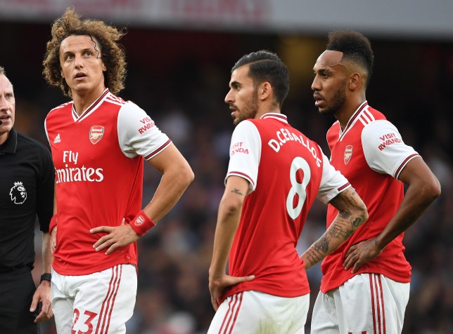 Ảnh bài viết Martin Keown lý giải nguyên nhân khiến Luiz và Ceballos đánh nhau