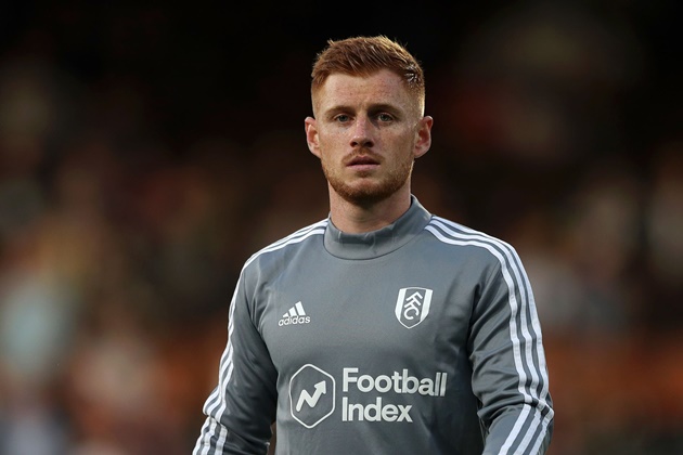 Tiền vệ trung tâm: Harrison Reed (Fulham). Reed là một trong số những tân binh thất vọng nhất ở Premier League mùa này khi anh không mang đến sự bổ sung đáng giá nào cho hàng tiền vệ Fulham.