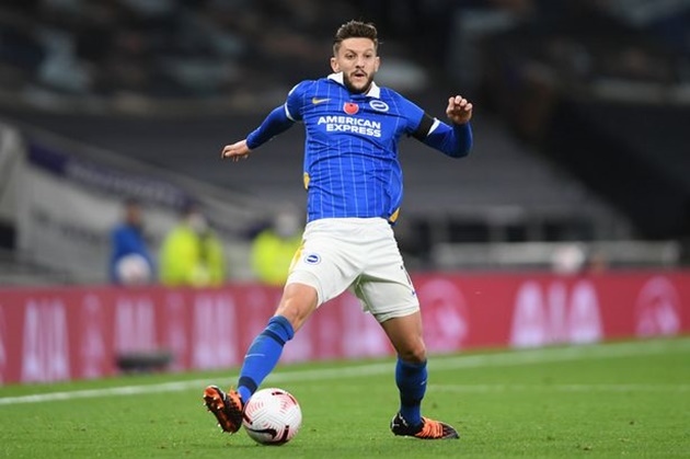 Tiền vệ lệch trái: Adama Lallana (Brighton & Hove Albion). Nhận được không ít sự kỳ vọng, thế nhưng cựu sao Liverpool chỉ đóng góp 1 bàn thắng sau 13 trận đấu Premier League.