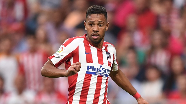 Hậu vệ trái: Renan Lodi (Atletico Madrid - 40 triệu euro). Thời điểm hiện tại, cầu thủ người Brazil đang là hậu vệ trái xuất sắc nhất La Liga.