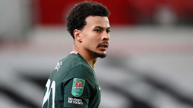 1. Dele Alli. Ngôi sao người Anh có tương lai rộng mở nếu anh khổ luyện và chấn chỉnh thái độ thi đấu chuyên nghiệp hơn. Sau giai đoạn khởi đầu ấn tượng dưới triều đại HLV Jose Mourinho, Alli mất tích dần trong màu áo Tottenham Hotspur. Alli cần 1 bến đỗ mới ngay tháng Giêng nhằm cứu vãn sự nghiệp.