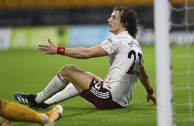 Ảnh bài viết Cựu trọng tài lý giải tấm thẻ đỏ khó hiểu của David Luiz