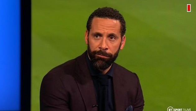 Cựu trung vệ Rio Ferdinand chia sẻ với BT Sport: "Đó là pha xử lý điên rồ ngay đầu trận đấu. Tình huống đã làm phá sản mọi ý đồ chơi bóng của Southampton. Một pha xử lý tồi tệ. Sau khoảnh khắc đó, chỉ có Man United chơi bóng.".