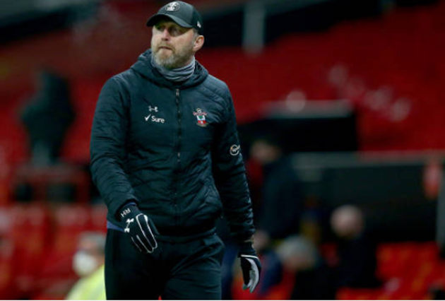 HLV Ralph Hasenhuttl bất lực trước thất bại tan nát của Southampton.