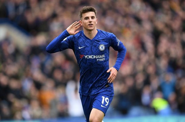 Tiền vệ trung tâm: Mason Mount. Mount được giới chuyên môn đánh giá là một trong những tiền vệ trẻ hay nhất Premier League hiện tại.