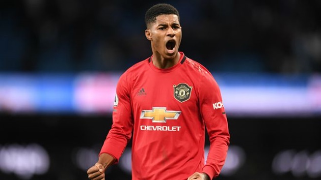 Tiền đạo trái: Marcus Rashford. Rashford mang đến tốc độ, những pha bứt tốc mạnh mẽ, lắt léo nơi hành lang trái Man United.