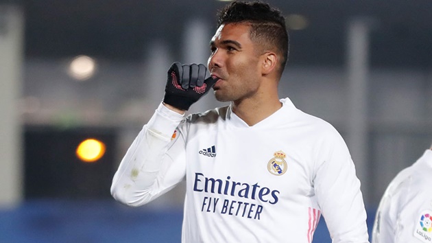 Tiền vệ trung tâm: Casemiro. Ngôi sao người Brazil sẽ đảm trách vai trò đánh chặn, pressing nơi tuyến giữa.