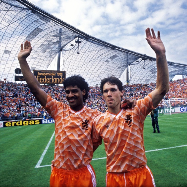 Hà Lan vô địch EURO 1988.
