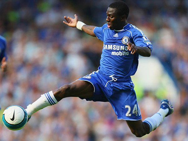 Wright-Phillips chuyển đến Chelsea vào mùa Hè 2005.