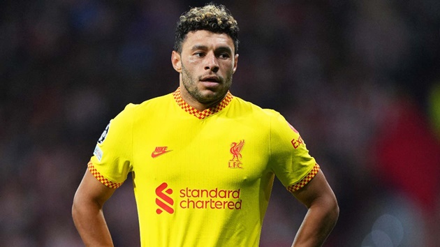 Oxlade-Chamberlain vẫn chưa thể giành trọn niềm tin nơi Klopp.