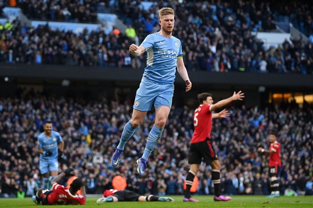 De Bruyne tỏa sáng.