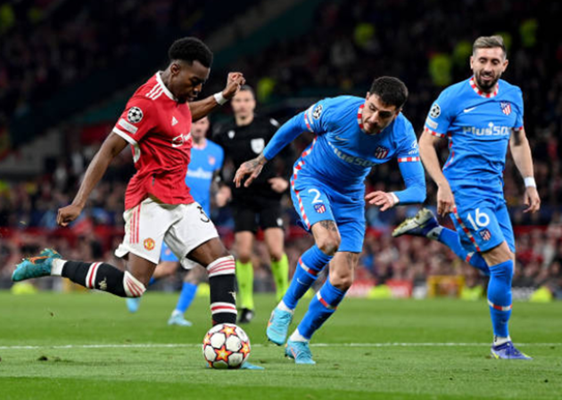 Cầu thủ người Thụy Điển đã có 20 lần ra sân trên mọi đấu trường mùa này, ghi được 4 bàn thắng.