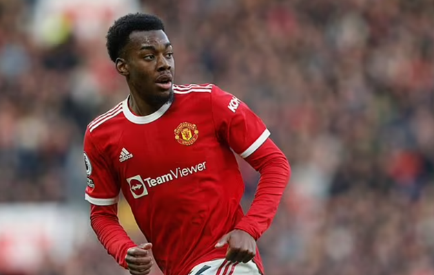 Elanga có sự thăng tiến vượt bậc.