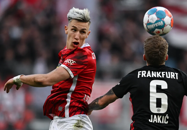 Ảnh bài viết Cầu thủ từ chối lương cao hơn ở Bayern, gia nhập Dortmund