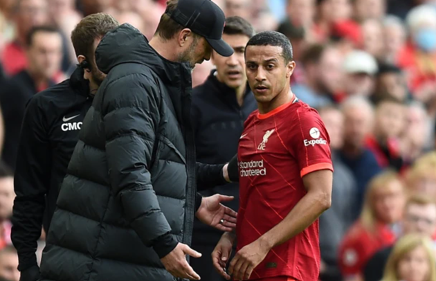 Ảnh bài viết Hai sao Liverpool nguy cơ lỡ hẹn CK Champions League