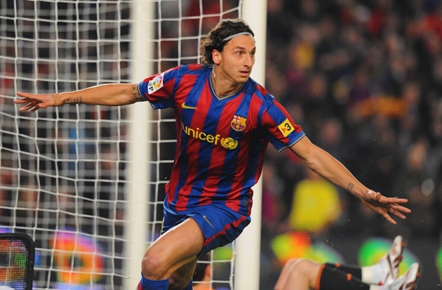 Ibrahimovic trong màu áo Barcelona.