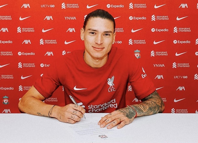 Nunez vừa được Julian mang về Liverpool.