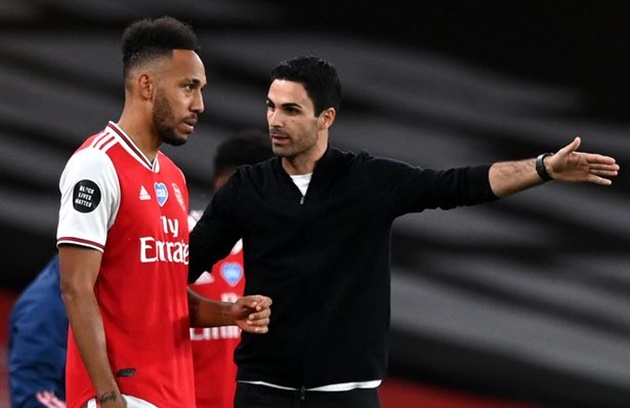 Ảnh bài viết Benitez làm rõ mối thù giữa Arteta và Aubameyang