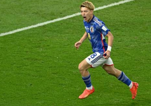 Ritsu Doan gỡ hòa 1-1 cho Nhật Bản.