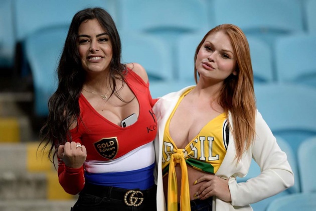 Hình ảnh của Larissa tại World Cup 2010 trở thành dấu ấn đậm nét trong ký ức của nhiều CĐV.