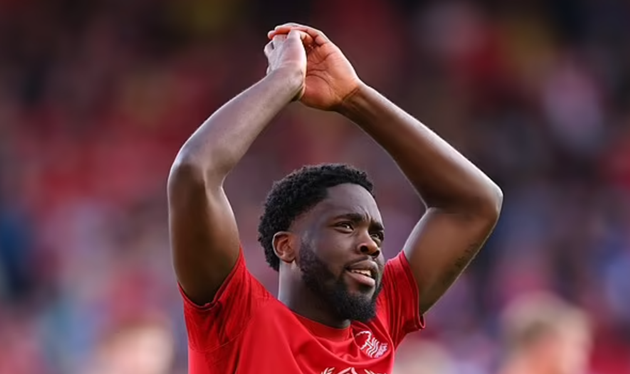 Tiền vệ: Orel Mangala (Nottingham Forest). Chấn thương cơ khiến Mangala ngồi ngoài cho đến tháng 10. Mangala chưa thể lấy lại phong độ cao nhất sau khi tái xuất sân cỏ.