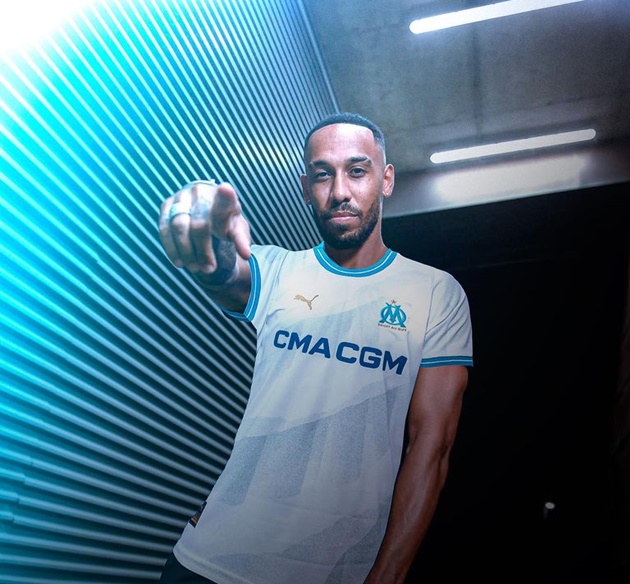 Aubameyang cập bến Marseille.