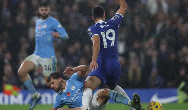 Man City đã trải qua 90 phút khó khăn.