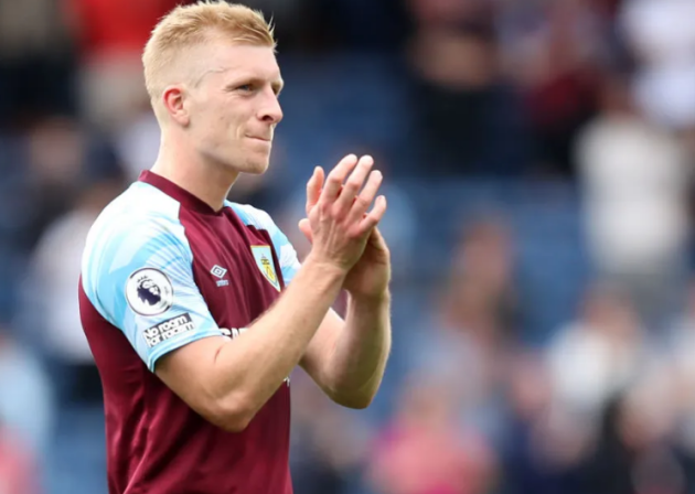 Ben Mee là trụ cột của Burnley.