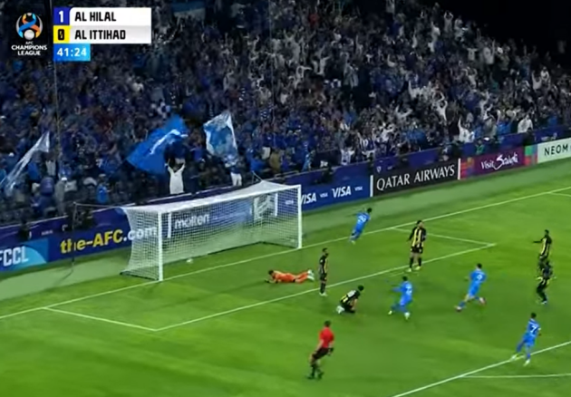 Phút 42, Salem Al-Dawsari nâng tỷ số lên 2-0 cho Al-Hilal sau pha dứt điểm cận thành chính xác. Tác giả pha kiến tạo là Malcom.