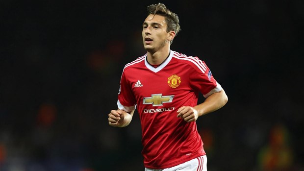 Mourinho không cho phép Darmian rời Man Utd. Ảnh: Internet.