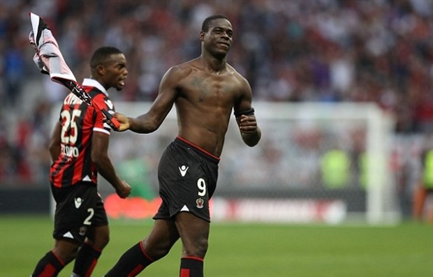 Balotelli đã được xóa thẻ. Ảnh: Internet.