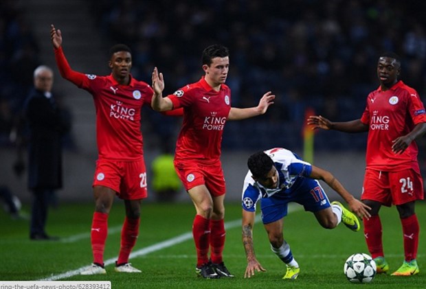 Với tinh thần 'chẳng có gì phải đá', Leiceter đã sớm nhường toàn bộ thế trận cho Porto và hoàn toàn không có ý định phản kháng trong phần lớn thời gian diễn ra trận đấu.