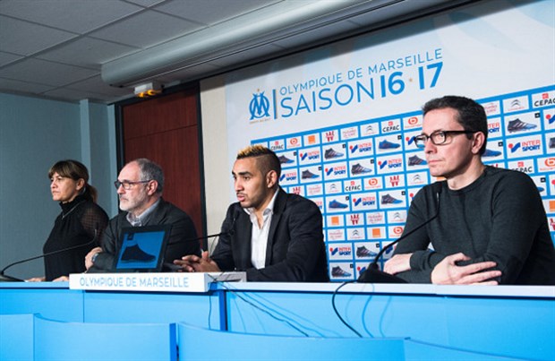 Thậm chí mới đây, chủ tịch đội bóng của nước Anh vẫn tiếp tục đăng đàn chỉ trích Payet.