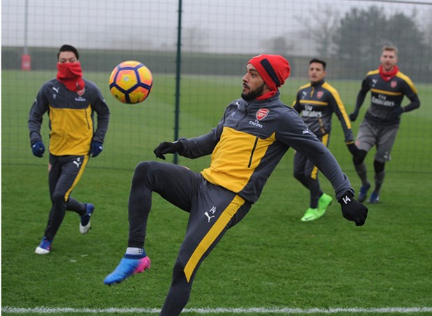 Arsenal chào đón người hùng bị lãng quên trở lại luyện tập - Bóng Đá