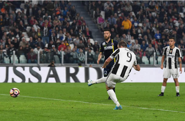 Thắng nhẹ Chievo, Juventus đã sẵn sàng cho Barca - Bóng Đá