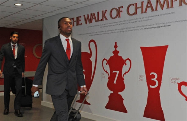 Dàn sao Liverpool được chào đón như nhà vô địch trước giờ G - Bóng Đá