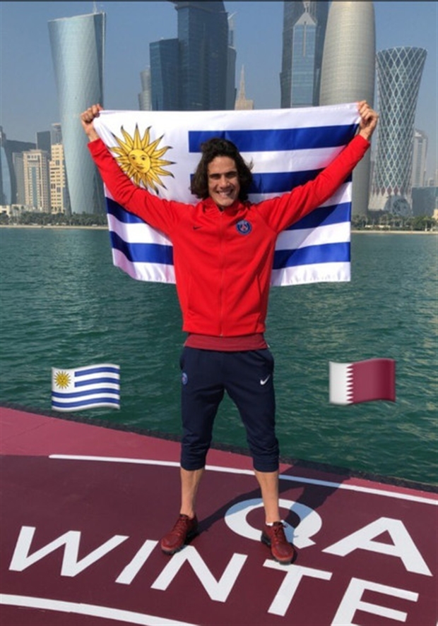 Nụ cười của Cavani đã cho thấy anh rất hài lòng với trải nghiệm này.