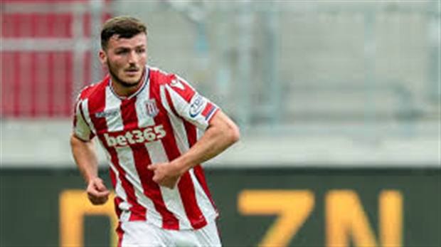 Tom Edwards - Stoke City Vị trí: Hậu vệTuổi: 19