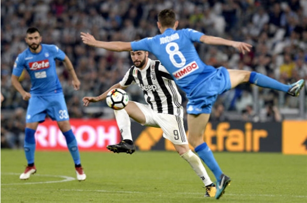 Bước vào trận 'chung kết' tại vòng 34 Serie A lần này, Juventus và Napoli đều đã ra sân với đội hình mạnh nhất.