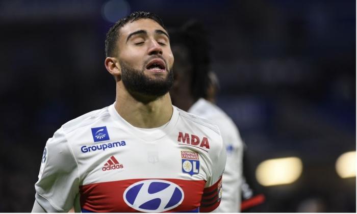 Ảnh bài viết Tiết lộ: Fekir đã chọn xong số áo ở Liverpool nhưng đầu hàng trước kiểu làm giá của Lyon