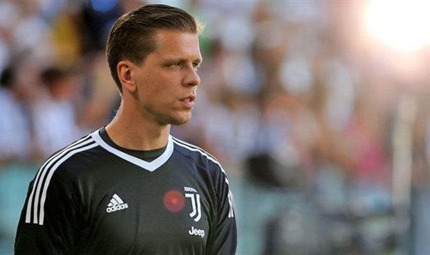 Thủ thành Szczesny.