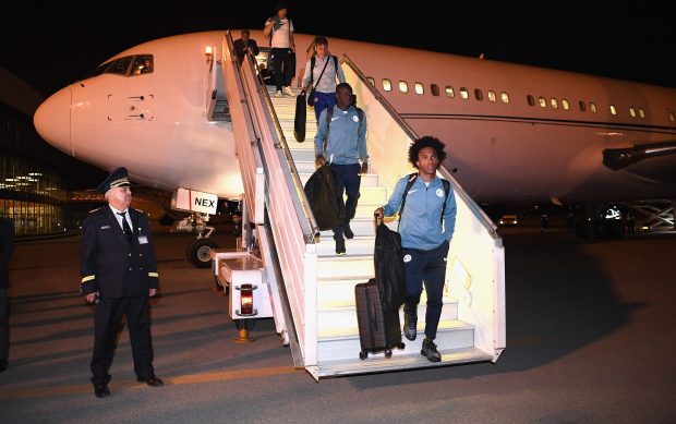 Kante đã có mặt tại Baku cùng các ngôi sao khác của Chelsea.