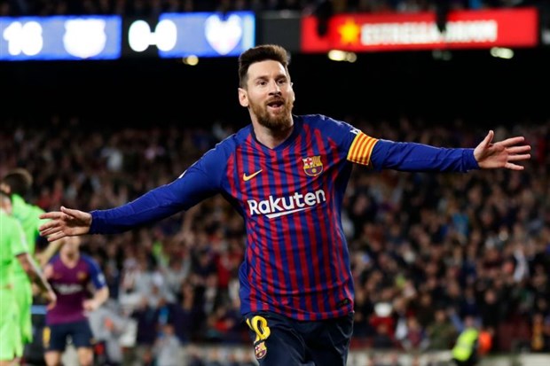 Messi là vua phá lưới mùa trước nhưng không thể giúp Barca vô địch. Bây giờ anh chắc chắn rất mong mỏi sẽ đưa chiếc cúp tai voi về phòng truyền thống.