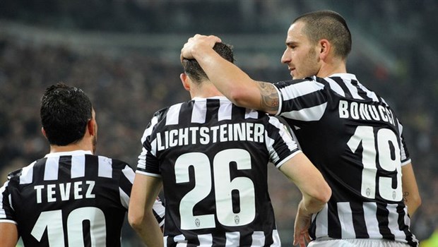 Juventus (Chuỗi trận bất bại: 49)