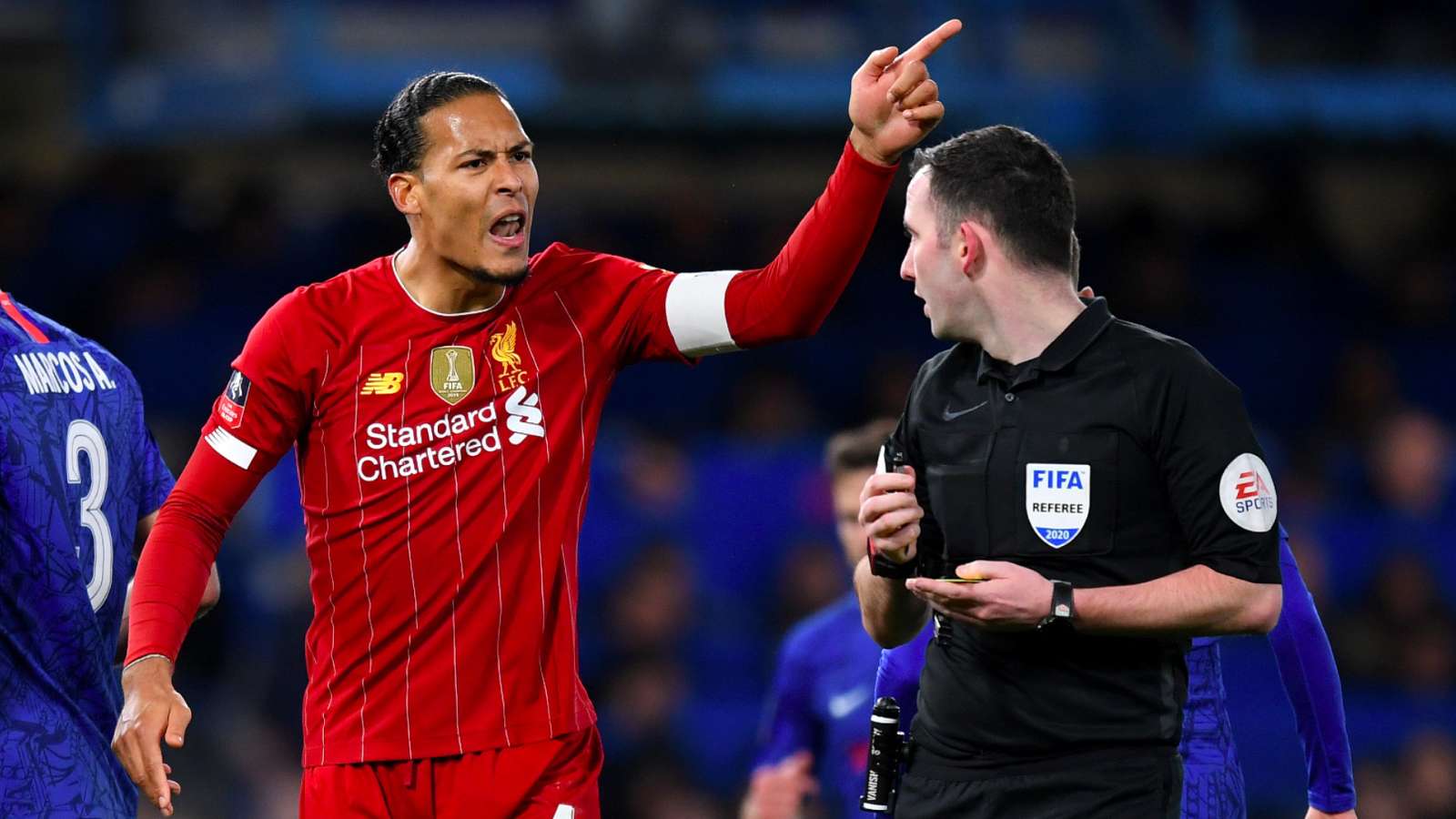 Ảnh bài viết Liverpool mất cú ăn 3, Van Dijk "nổi điên" với anti-fan