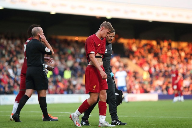 Ảnh bài viết Chấn thương ngay trận ra mắt, sao trẻ xui nhất Liverpool giờ ra sao?