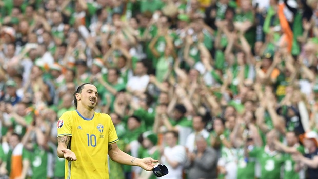 Ảnh bài viết Ibrahimovic "chán nản" khi Thụy Điển chia điểm với CH Ireland